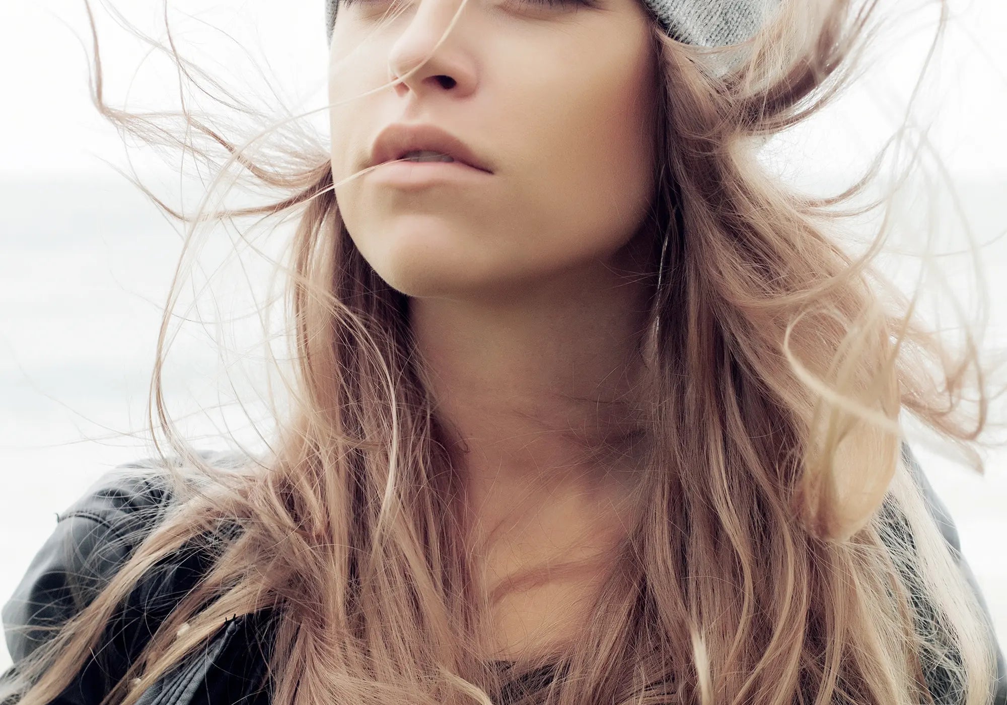 How To Help Dry Hair in the Winter Without Stressing Out