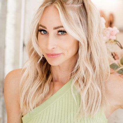 10 Easy Pro Tips for Maintaining Blonde Hair at Home
