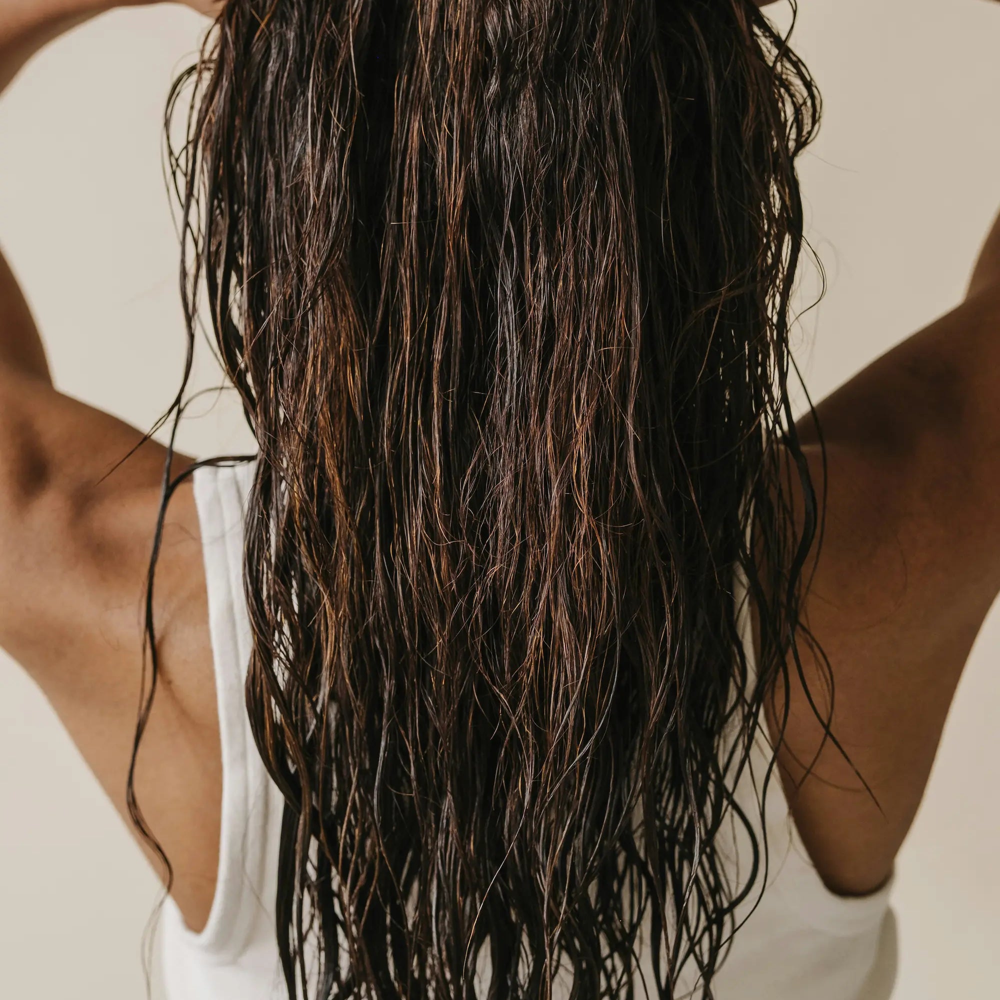 why does my scalp itch a day after washing